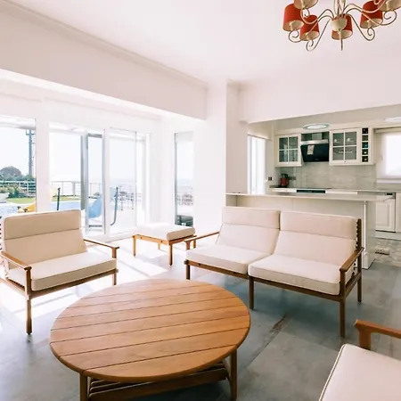 빌라 Chic W Patio Pool 3 Min To Beach In Bodrum 군도간