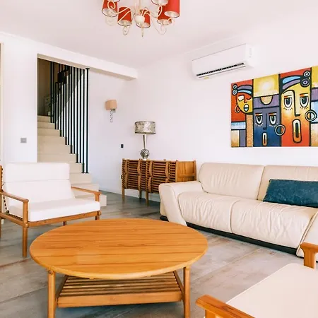 Chic W Patio Pool 3 Min To Beach In Bodrum 군도간