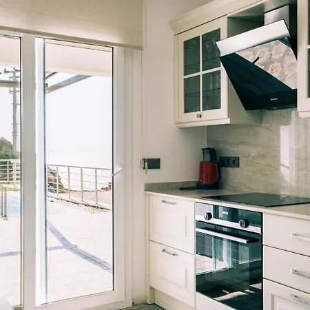Chic W Patio Pool 3 Min To Beach In Bodrum Villa